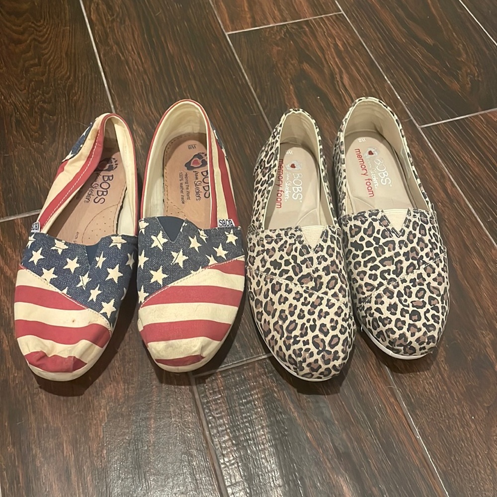 Bobs canvas shoe American flag and cheetah size 8